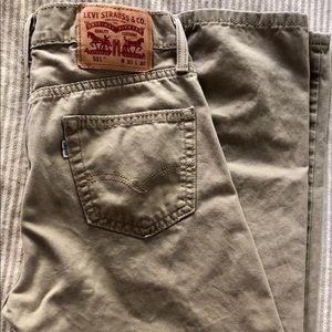 Levi’s 511 khaki